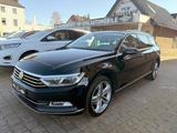 Volkswagen Passat Variant 2.0 TDI Highline BMT - Volkswagen Passat Variant in Bielefeld