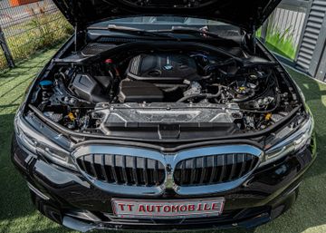 Fahrzeugabbildung BMW 320d xDrive Touring Steptronic xDrive|HEADUP|SH