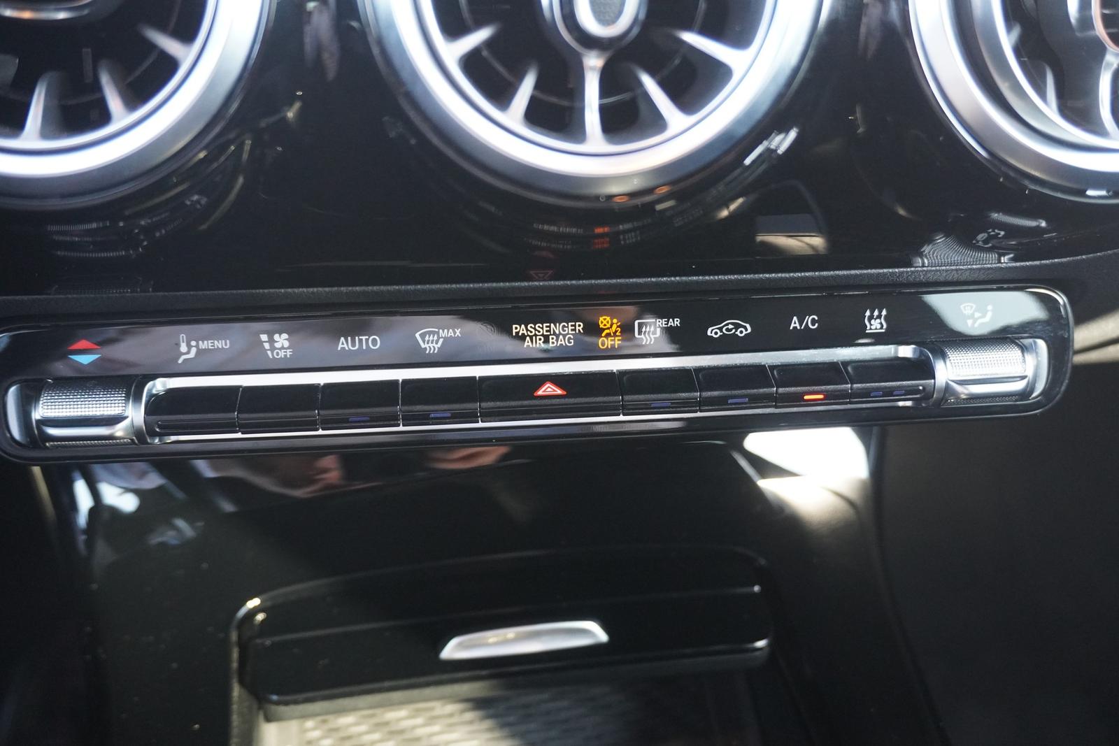 Mercedes-Benz CLA AMG Line LED Navi 360° AHK Panorama ACC, миниатюра 27