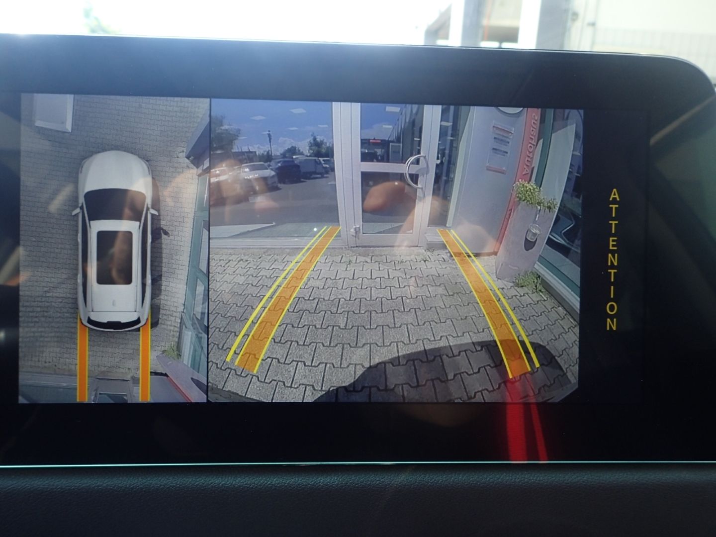 Fahrzeugabbildung DFSK Fengon E5 PHEV El. Panodach digitales Cockpit So