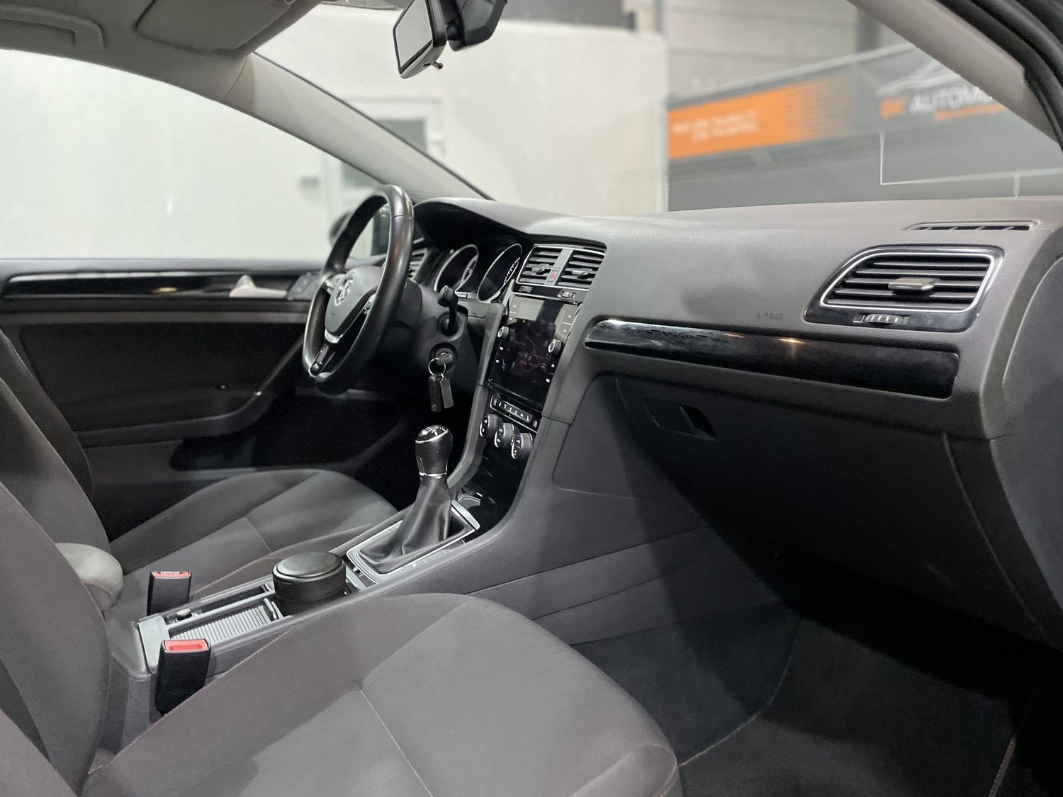 Fahrzeugabbildung Volkswagen Golf 1.5 TSI Sound #ACC#Navi#Carplay#PDC