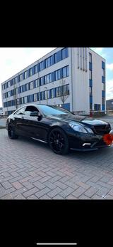 Mercedes-Benz E 350 Coupé E 350 CDI BlueEFFICIENCY ELEGANC...