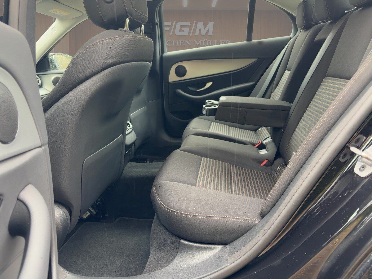 Mercedes-Benz E 220d Limousine Avantgarde/LED/Navi/SHD/Kamera/ foto 7