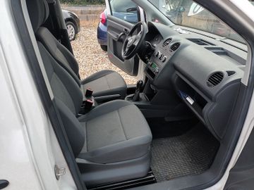 Volkswagen Caddy - 11