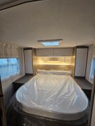 Etrusco I 7400 QBC , Autom. TV-Sat , Queensbett ,