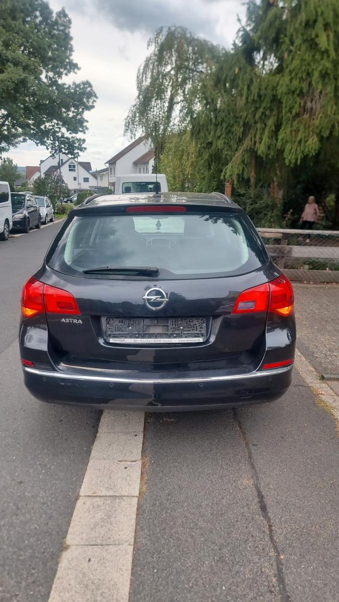 Opel Astra, 2015
