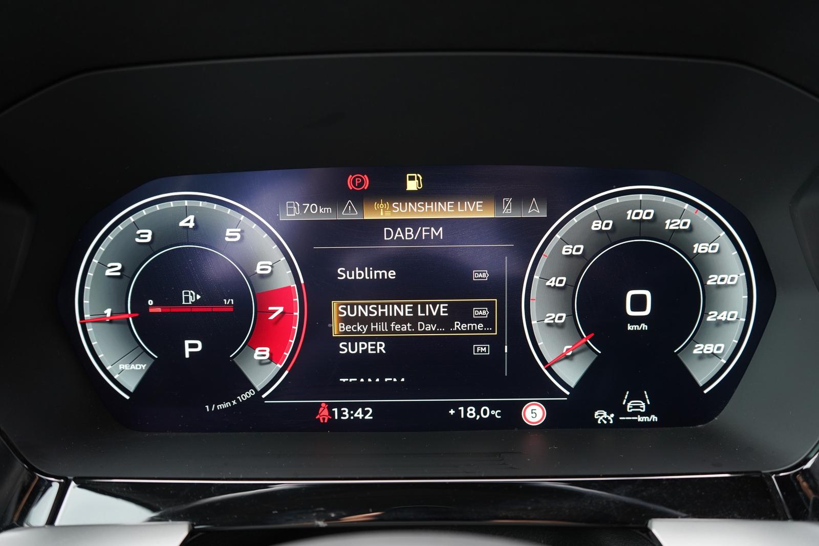 Audi A3 30 TFSI advanced LED Navi ACC DAB Klimaaut., миниатюра 27
