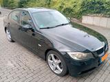 BMW 3er BMW 318i (E90) / in 42549 Velbert - BMW aus 2007: 3er