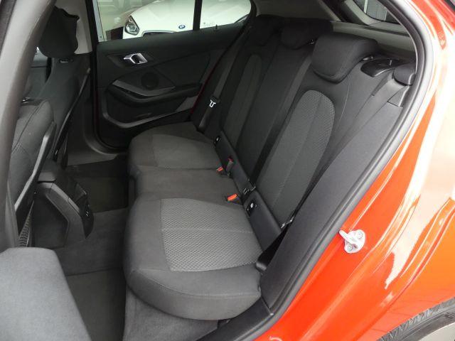 BMW 118 i Advant. NAVI°LED-Sw°Parkass.+Rfcam°2xSpur, миниатюра 10