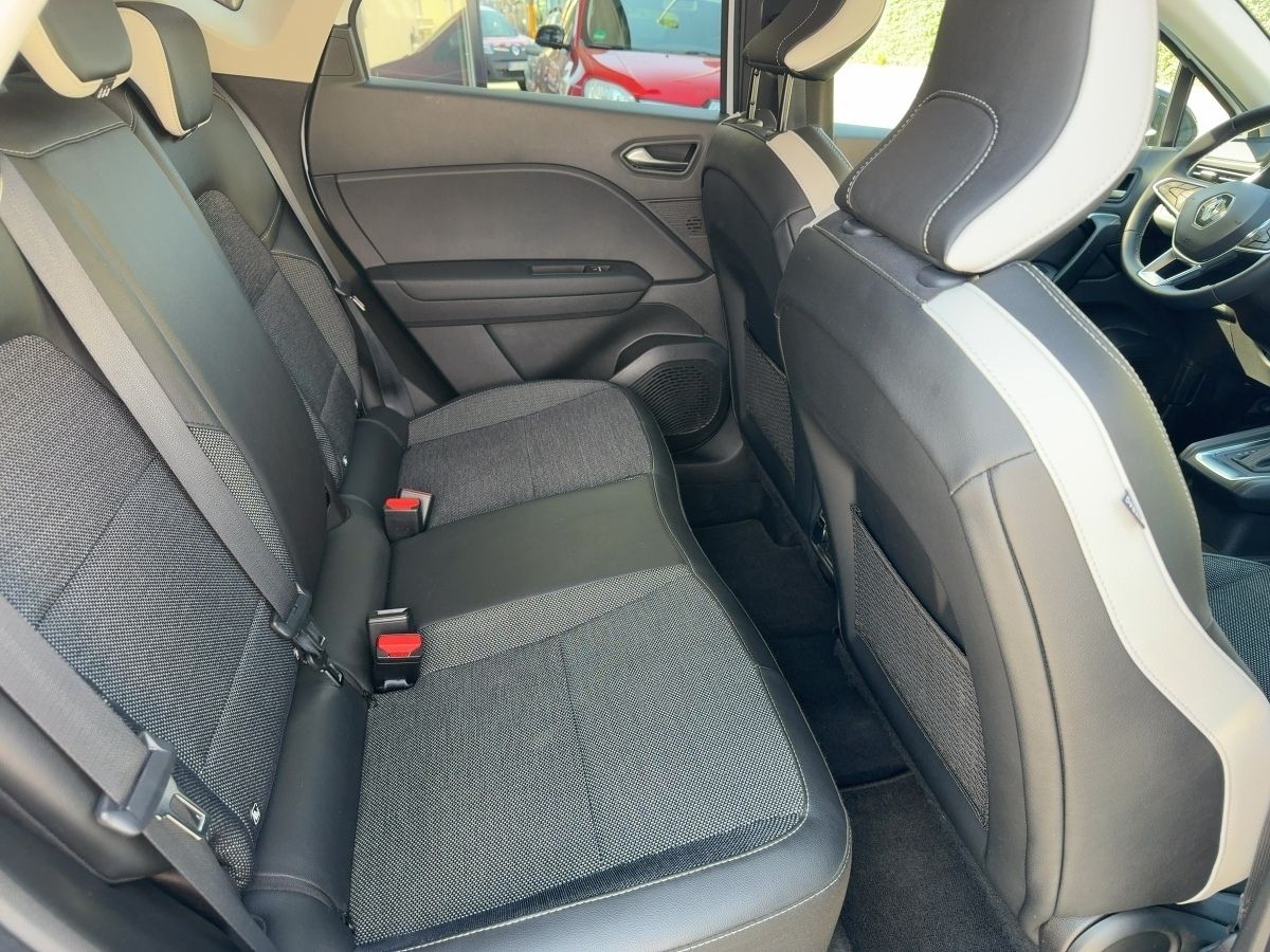 Fahrzeugabbildung Renault Captur INTENS TCe 160 EDC NAVI KAMERA