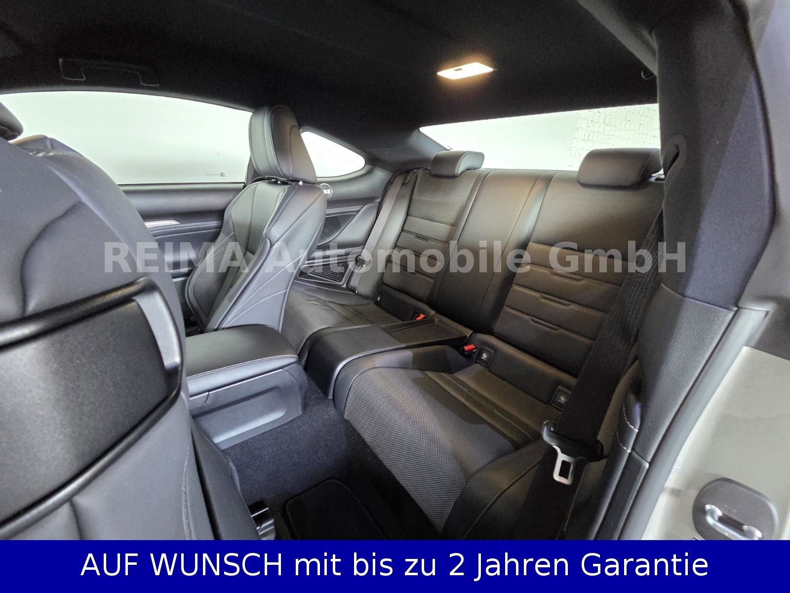 Fahrzeugabbildung Lexus RC 300h Coupé Automatik F SPORT, Leder