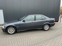 BMW 318i *Automatikgetriebe*
