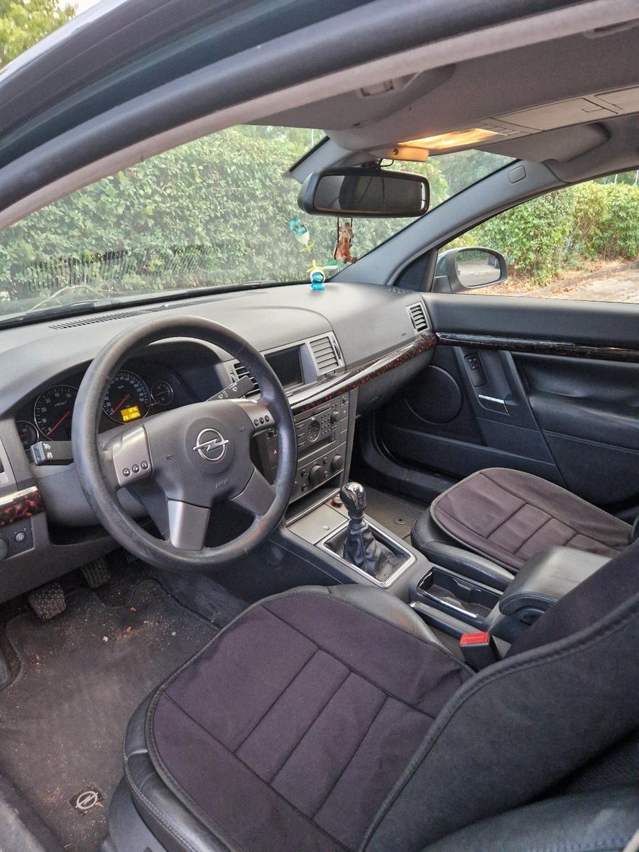 Opel Signum 2004 — photo 8