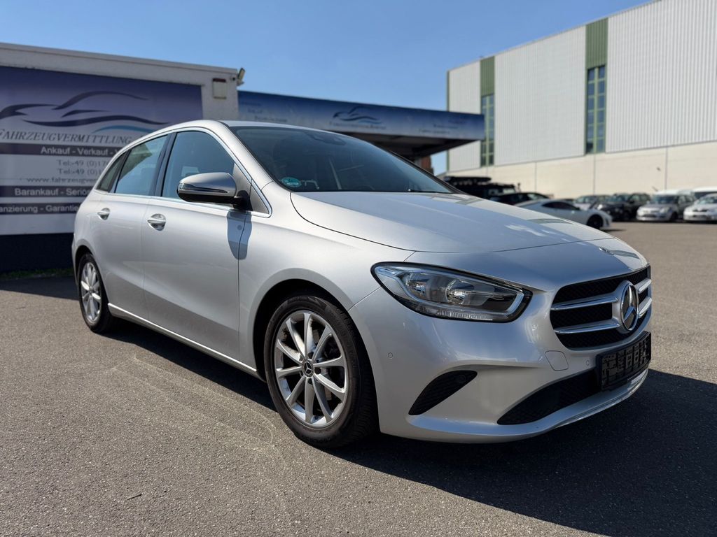 Image of Mercedes-Benz B 180