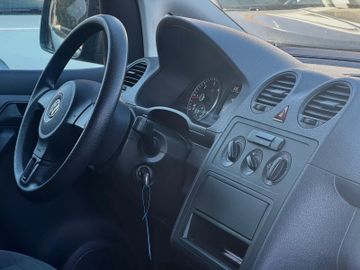 Volkswagen Caddy - 9