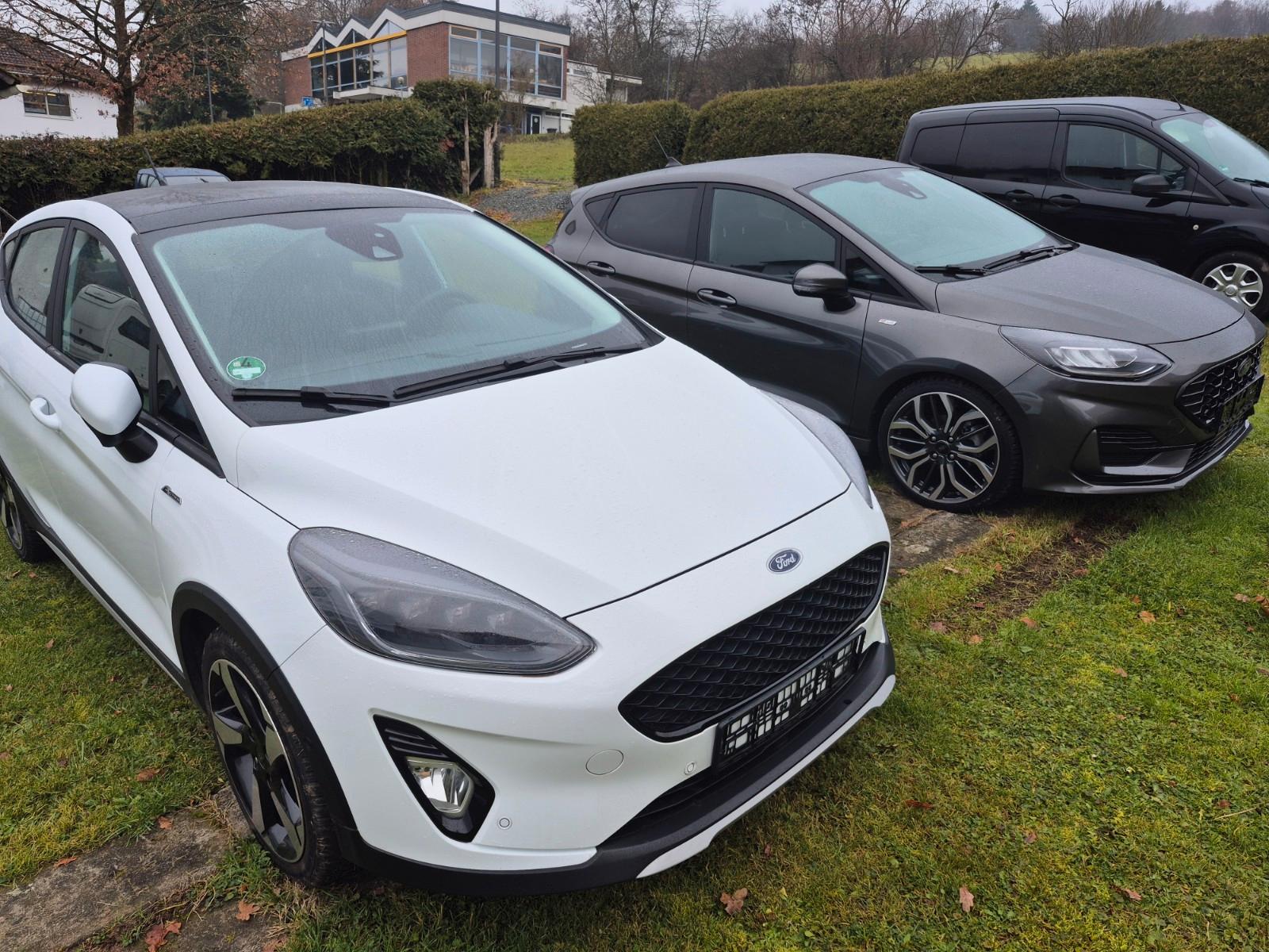 Ford Fiesta Active X ACC Panno LED M Hybrid 155PS