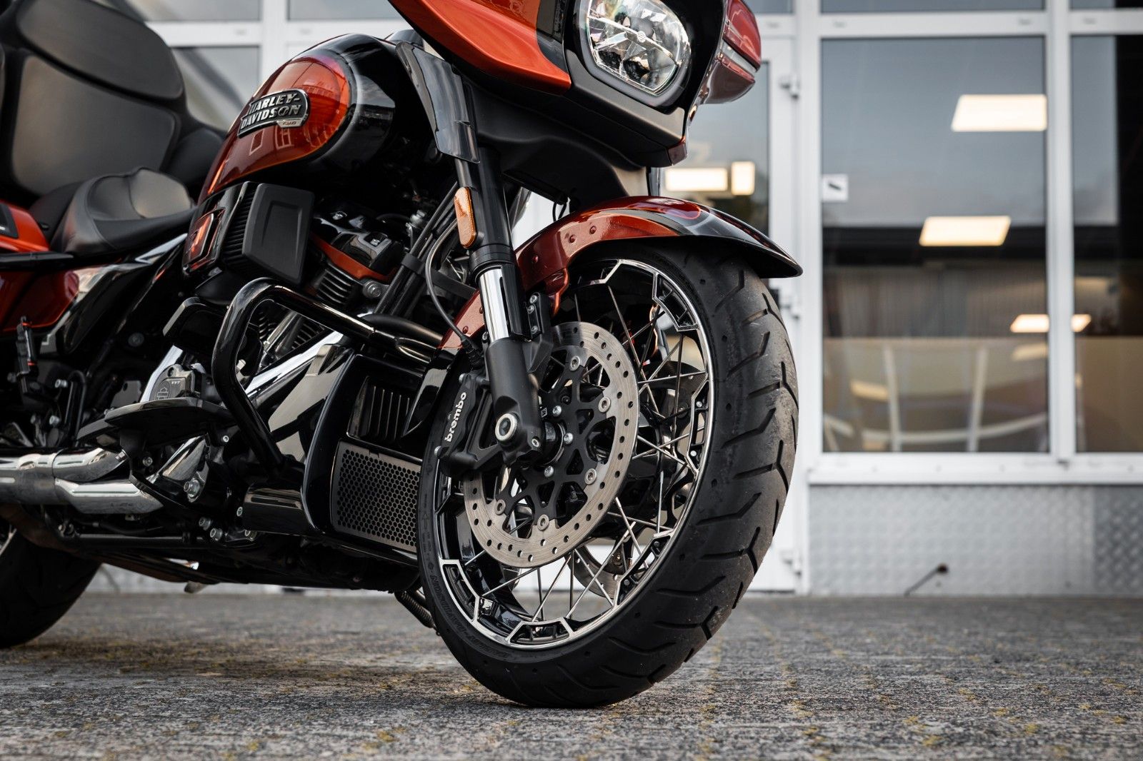 Fahrzeugabbildung Harley-Davidson CVO Street Glide FLHXSE 121 Cui - KESSTECH -