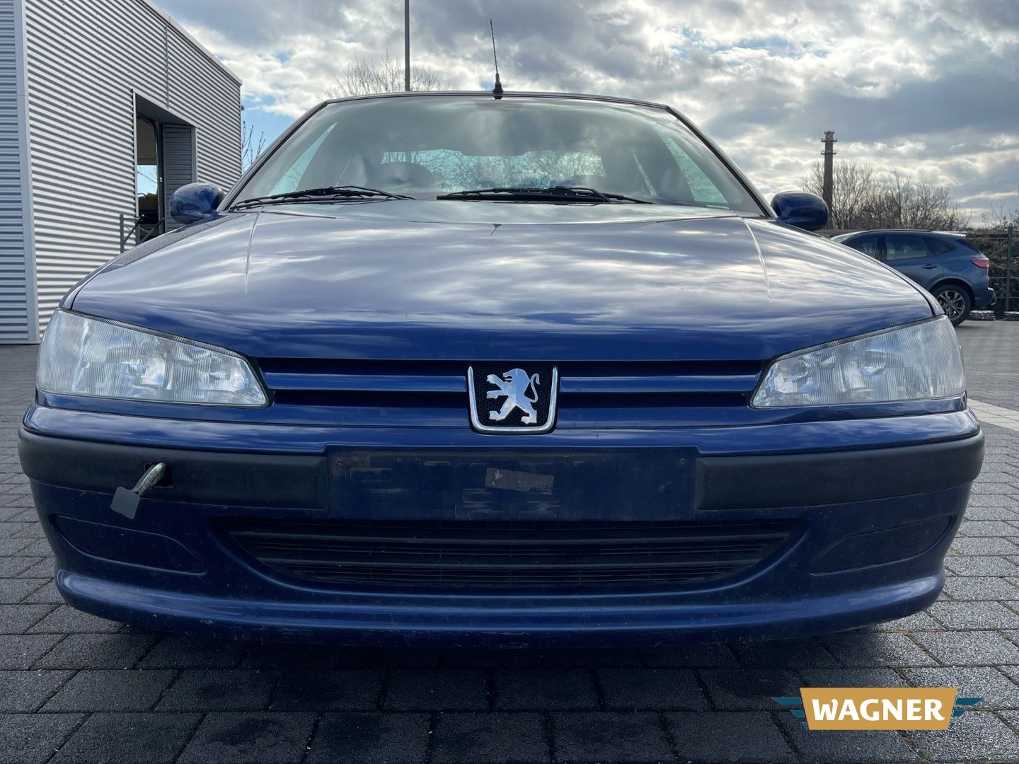 Fahrzeugabbildung Peugeot 406 SR Klimaanlage Servolenkung Motorschaden