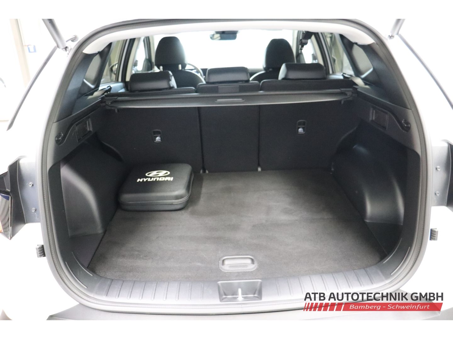 Fahrzeugabbildung Hyundai Tucson Trend PHEV 1.6 T-GDi 6-AT 4WD Navi Digita