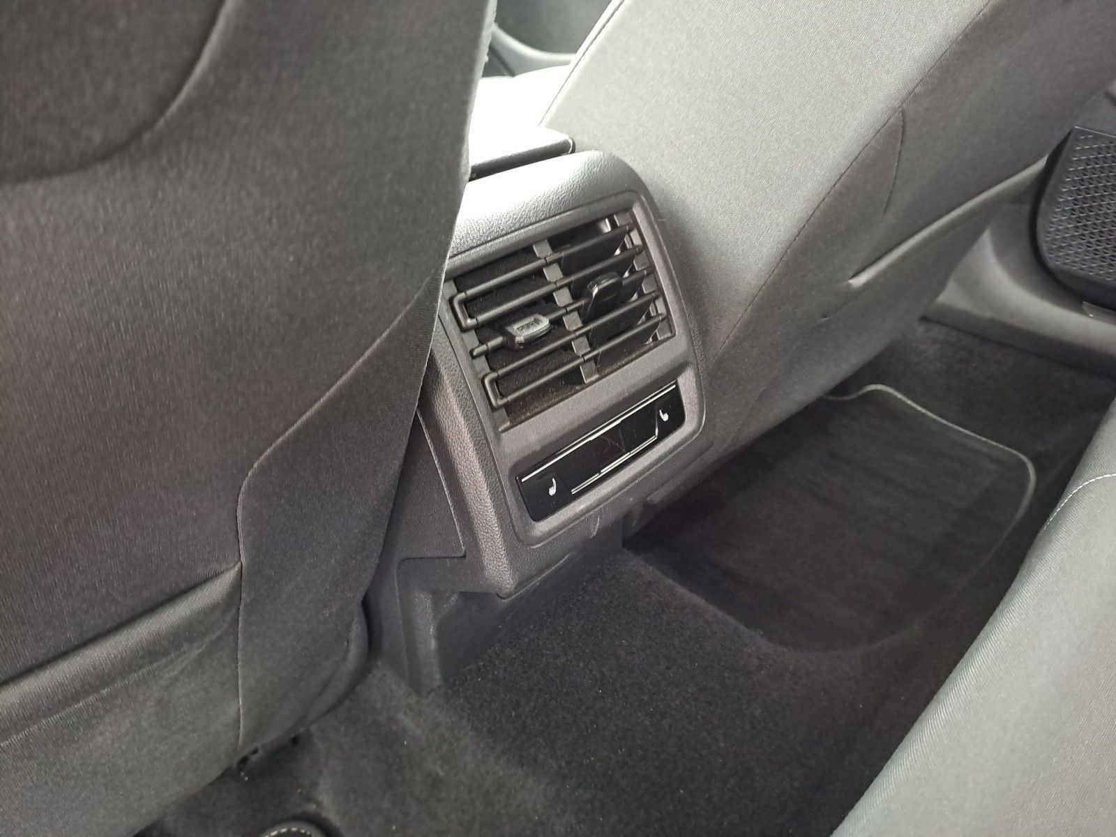 Volkswagen Golf - Bild 15