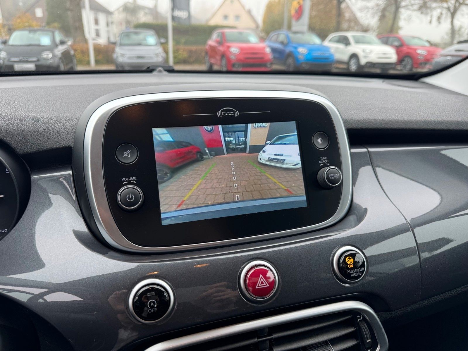 Fahrzeugabbildung Fiat 500X 1,0 Cross FireFly 120 PS KAMERA NAVI KLIMA