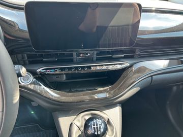 Fiat 500 1.0 FireFly 48 kW Icon KAMERA SHZ PDC