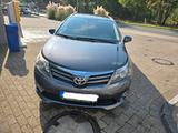 Toyota Avensis Combi 2.0