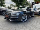 Audi A5 Sportback 2.0 TDI  quattro - mit Diesel-Antrieb: Grau, Alcantara, mit Spurwechselassistent