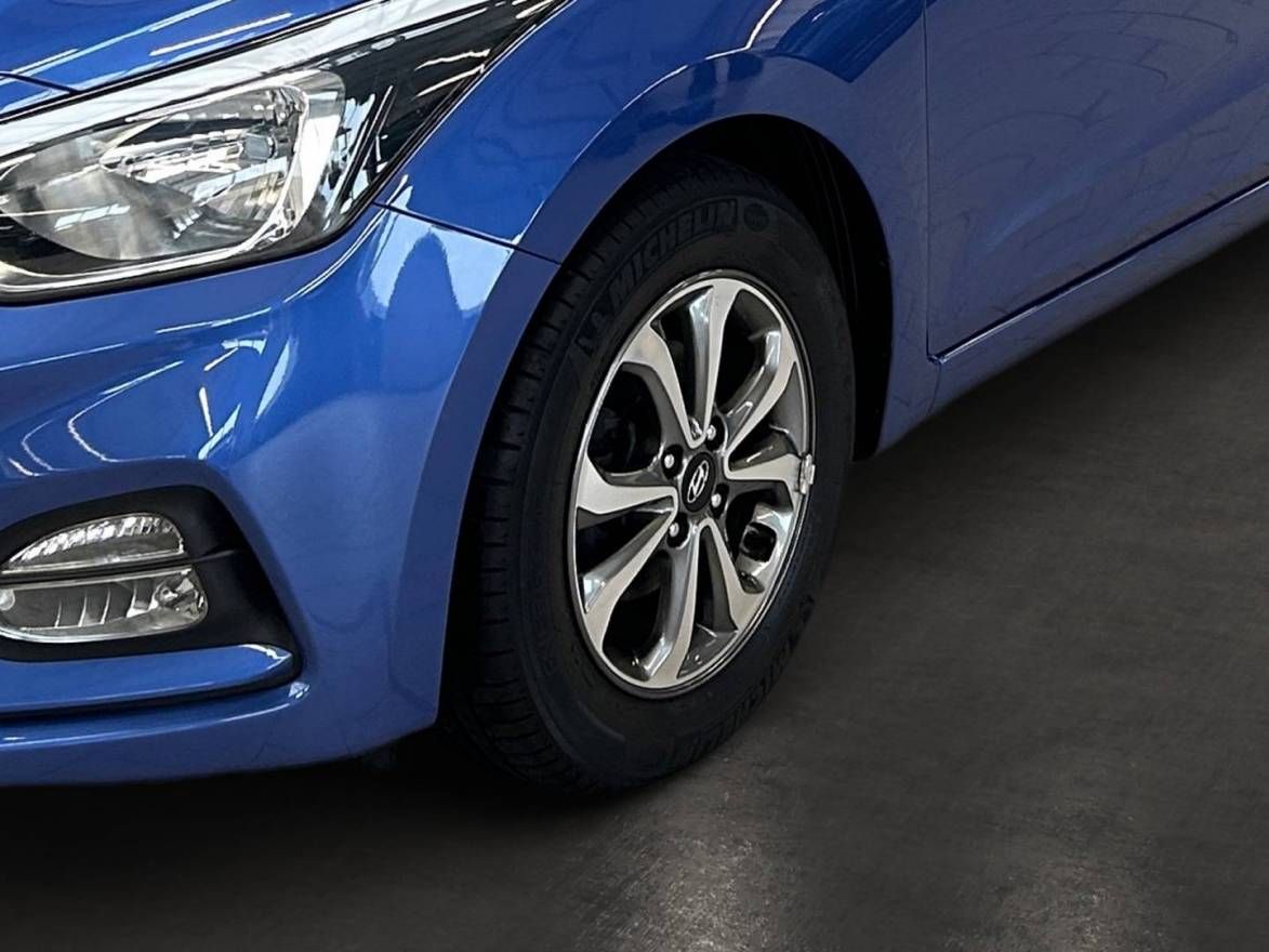 Fahrzeugabbildung Hyundai New i20 DigitalPake
