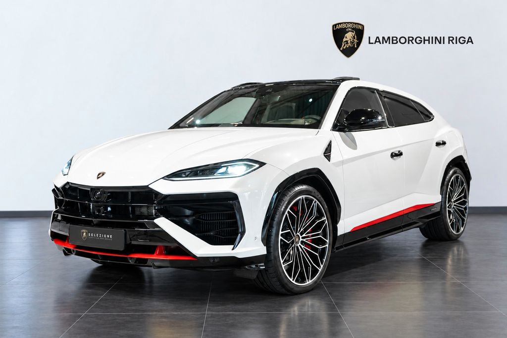 LAMBORGHINI Urus 2025