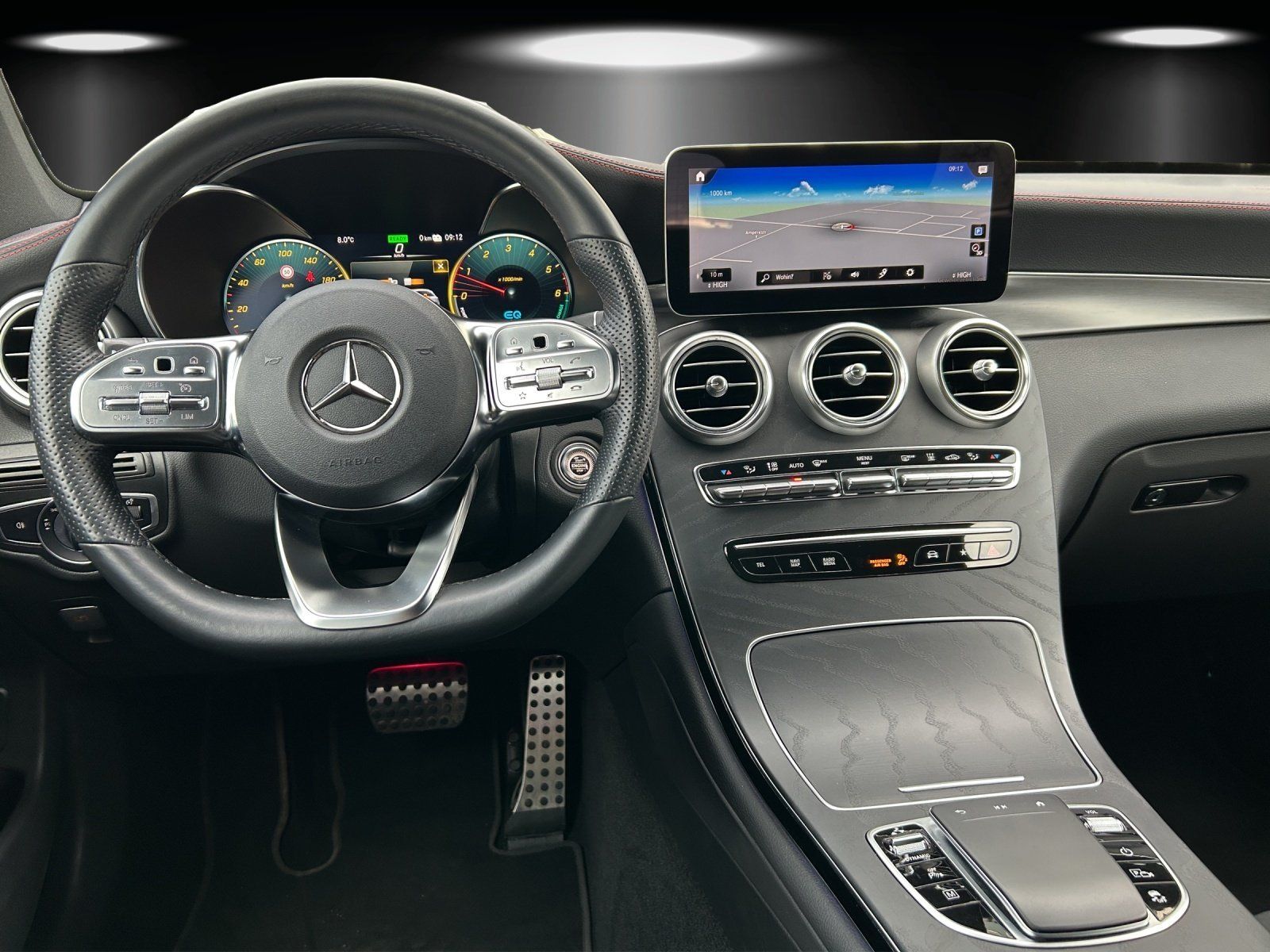 Fahrzeugabbildung Mercedes-Benz GLC 300 de AMG digiTacho AHK el.Heckkl LED Busin