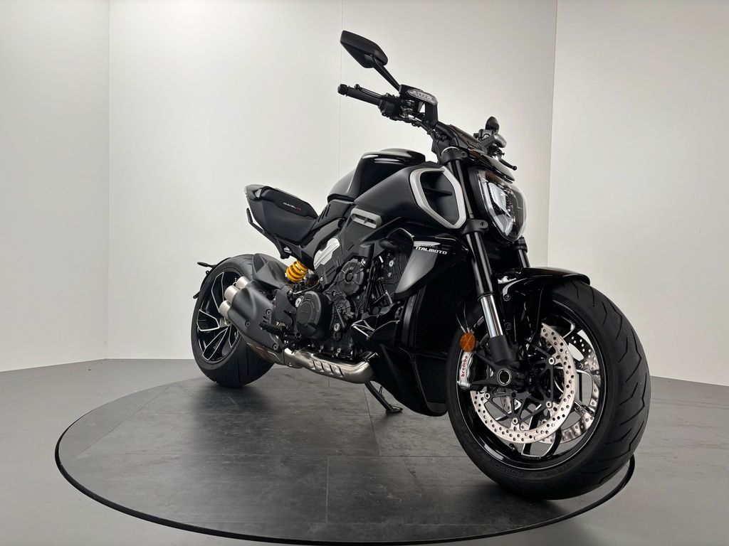 Fahrzeugabbildung Ducati DIAVEL V4 *1. HAND *TOP-ZUSTAND