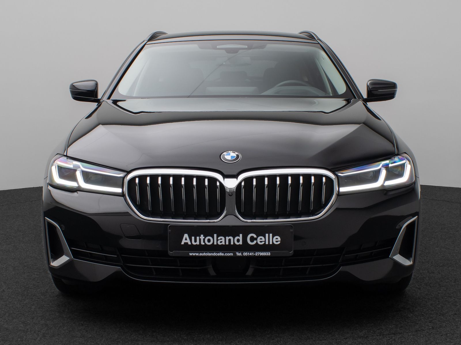 Fahrzeugabbildung BMW 520d xD Luxury Line 360°Laser HUD DAB AHK Sport
