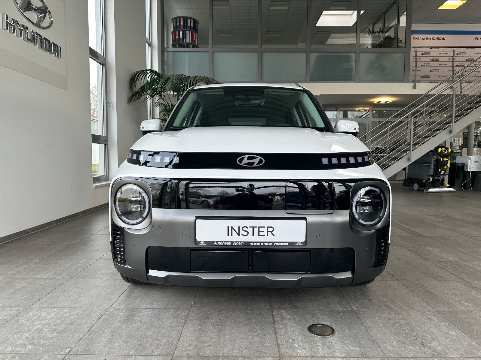 Hyundai INSTER Elektro 115 PS Cross imagem 2