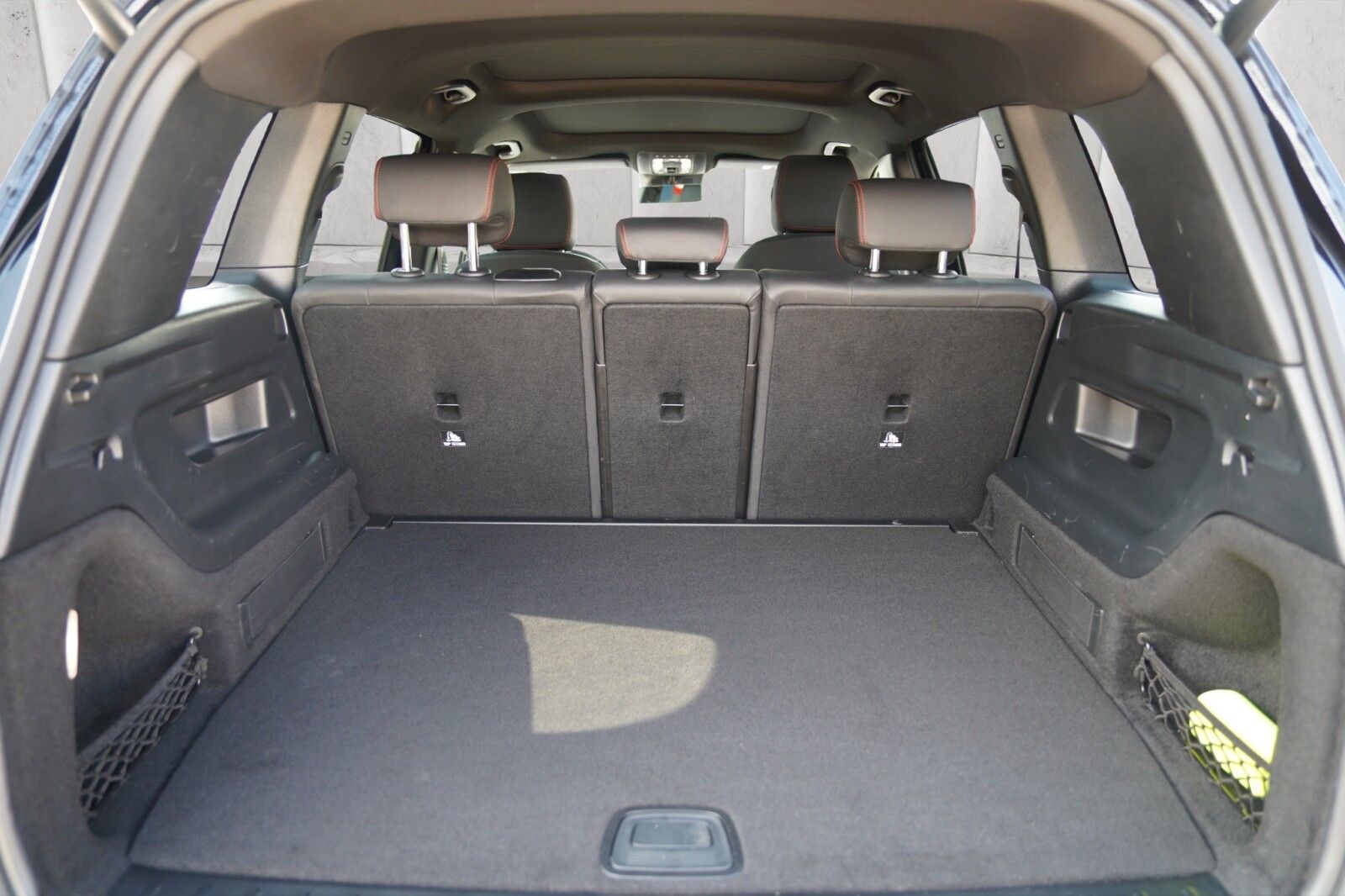 Mercedes-Benz GLB 250 4Matic AMG Line Memory Winter 360° Kamer foto 12