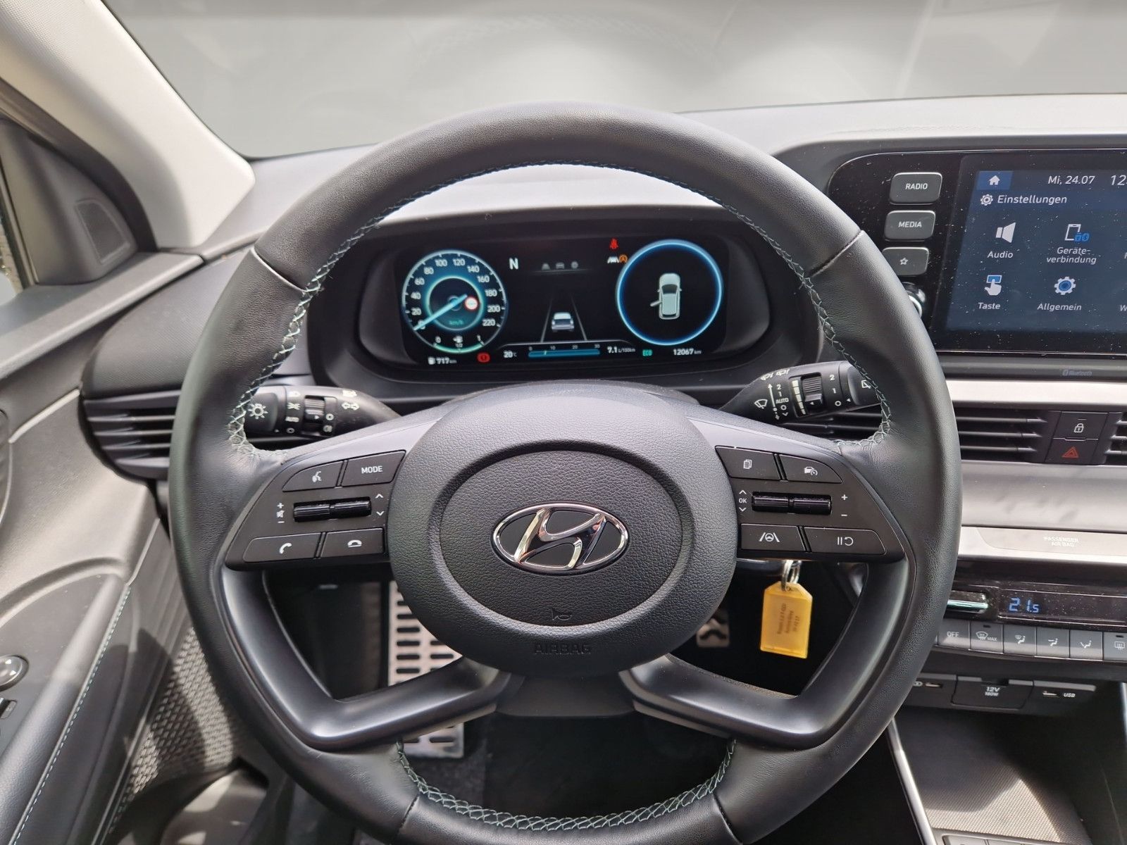 Fahrzeugabbildung Hyundai BAYON  1.0 T-Gdi 48V iMT Intro Pluspaket