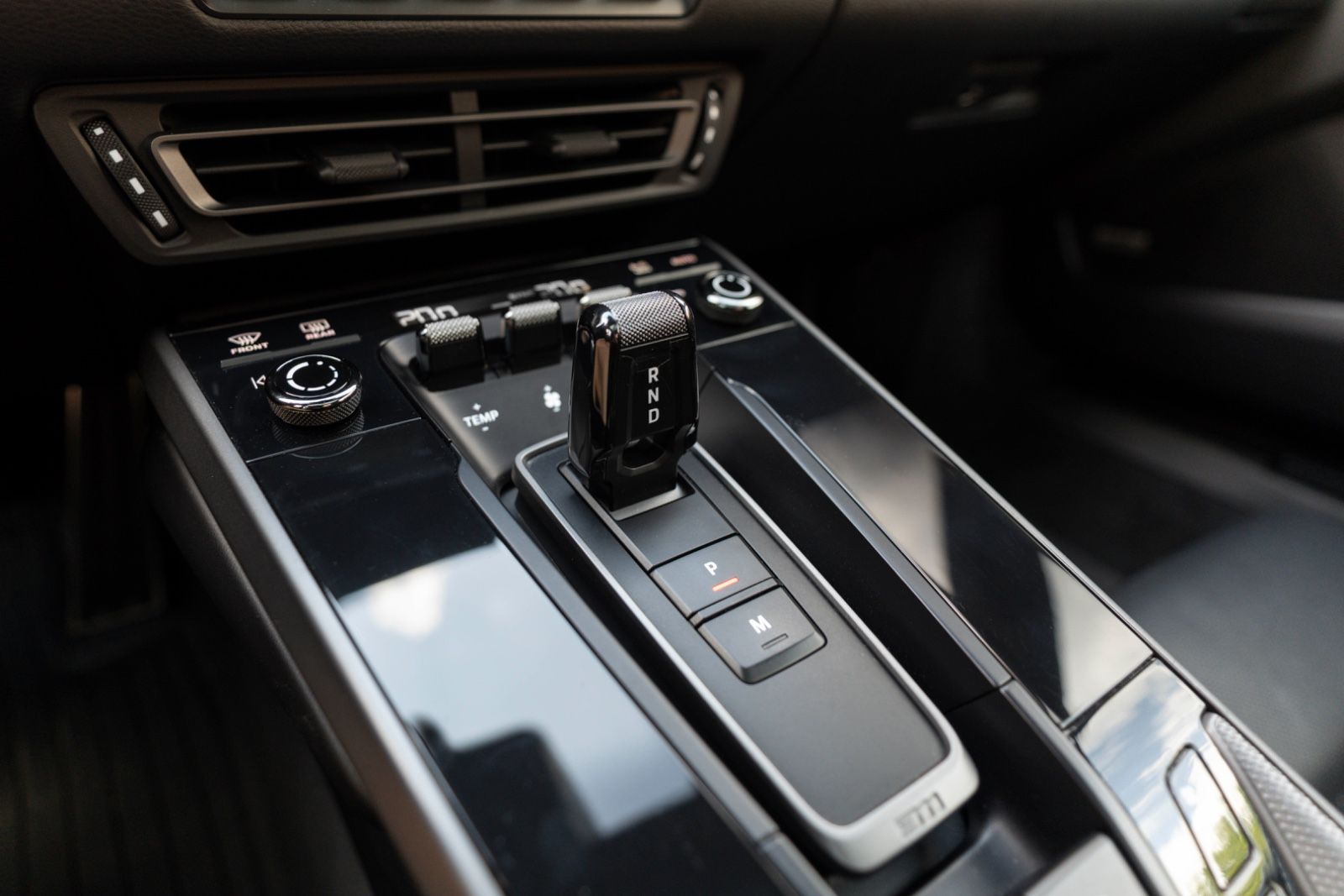 Fahrzeugabbildung Porsche 911 Carrera 992 BOSE SPORT-CHRONO PASM CARPLAY