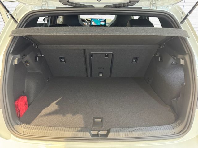 Fahrzeugabbildung Volkswagen Golf GTE 1,5 l eHybrid OPF 130 kW (177 PS) / 85