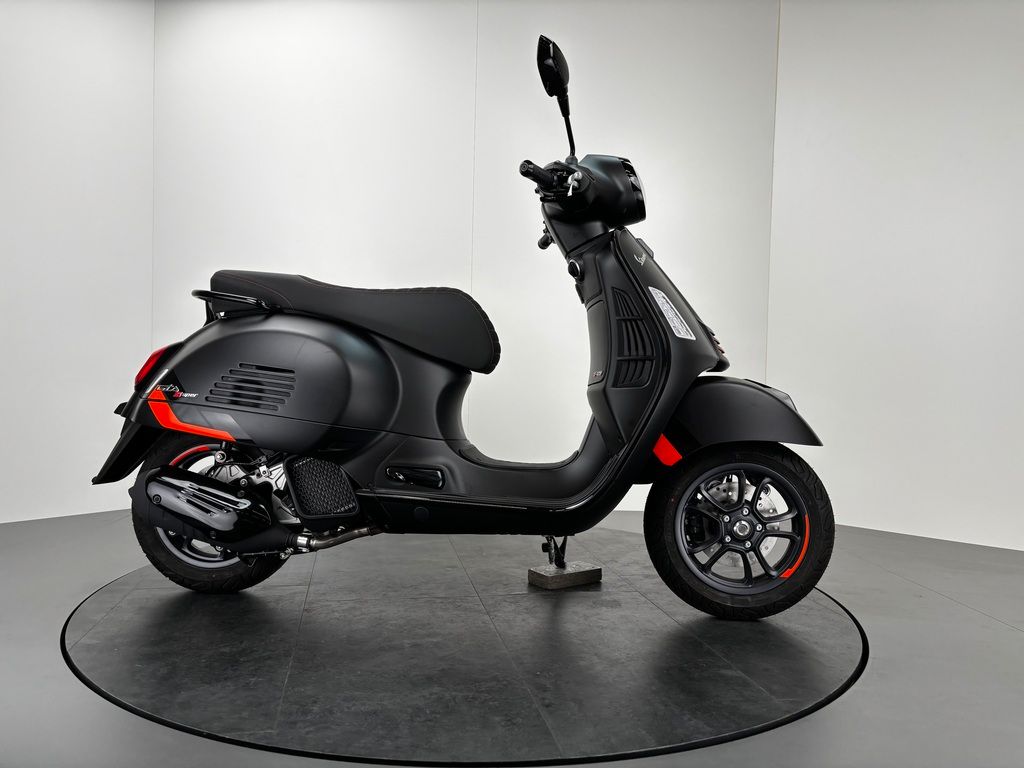 Fahrzeugabbildung Vespa GTS 125 SuperSport E5+ *NEUFAHRZEUG*