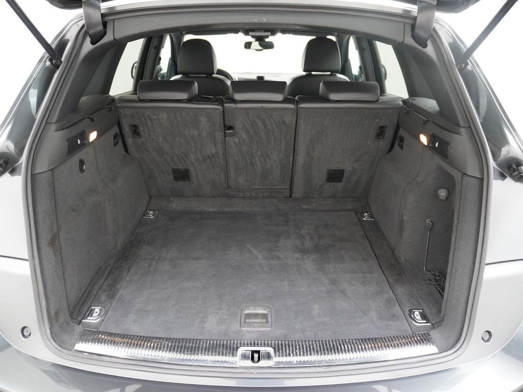 Audi Q5 3.0 TDI quattro S Edition S-Line AHK navi LED