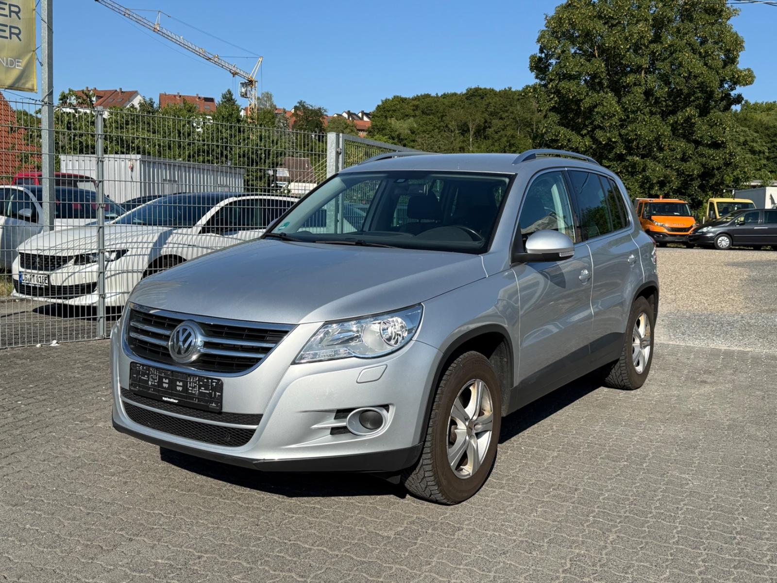 Volkswagen Tiguan2.0 TDI Team Navi 8x Alu AHK SHZ Klimaauto
