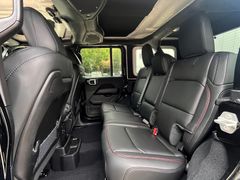 JEEP Wrangler JL Rubicon MOAB 392 Hardtop-Winch MY26