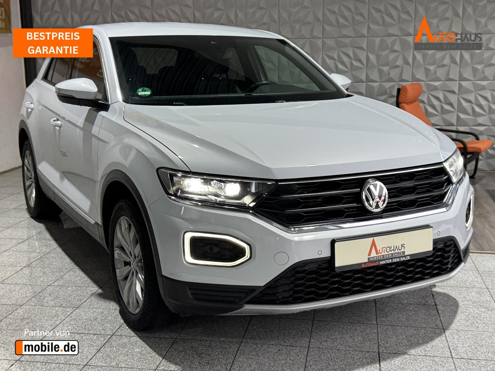 Volkswagen T-Roc Sport 1.5 TSI ACC/LANE/SHZG/StHz/LED