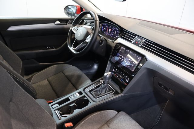 Volkswagen Passat 2.0 TDI Business AID+ACC+KAM+CARPLAY