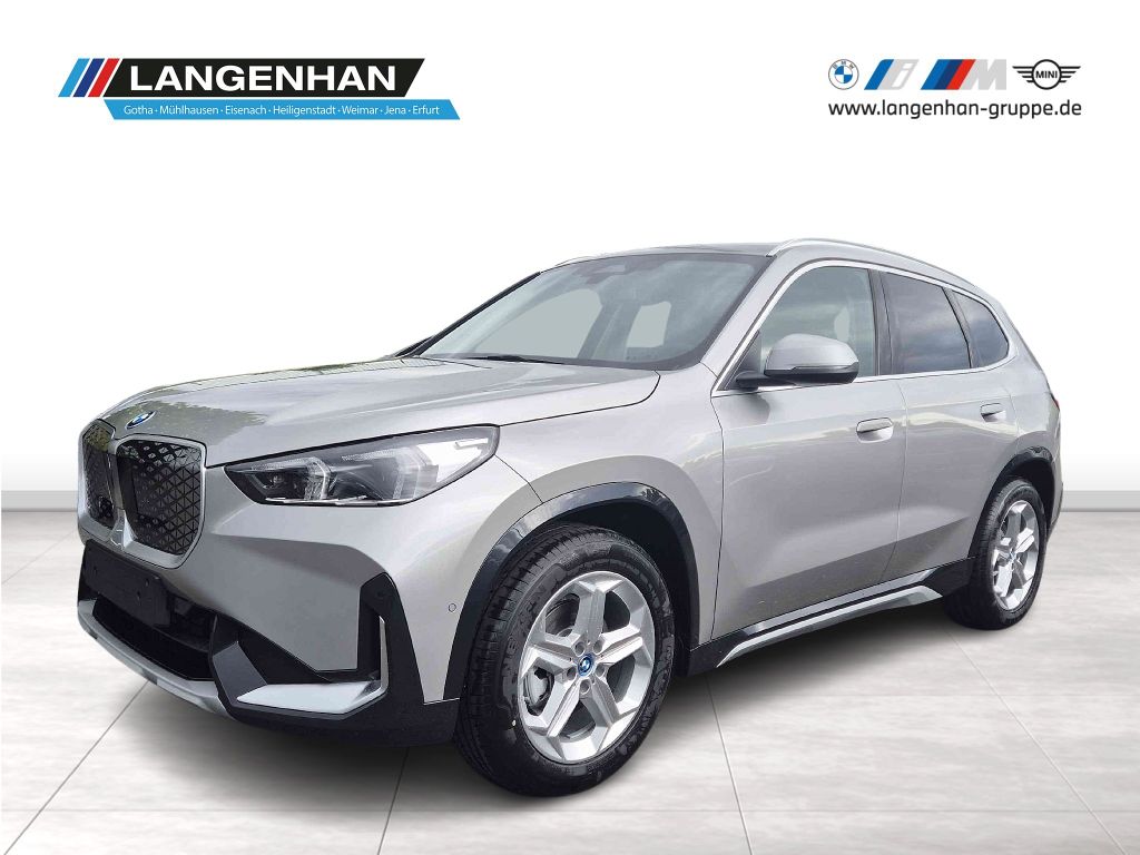BMW iX1 eDrive20 xLine DAB LED UPE: 57.040€