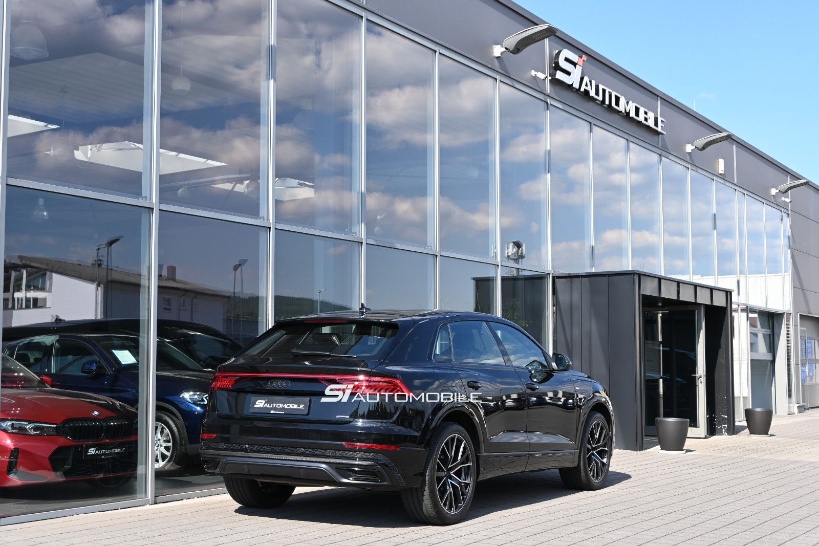 Fahrzeugabbildung Audi Q8 50 TDI qu S LINE COMPETITION PLUS °AHK°HUD°22