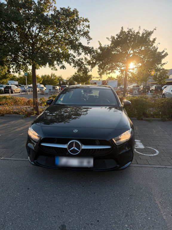 Image of Mercedes-Benz A 180
