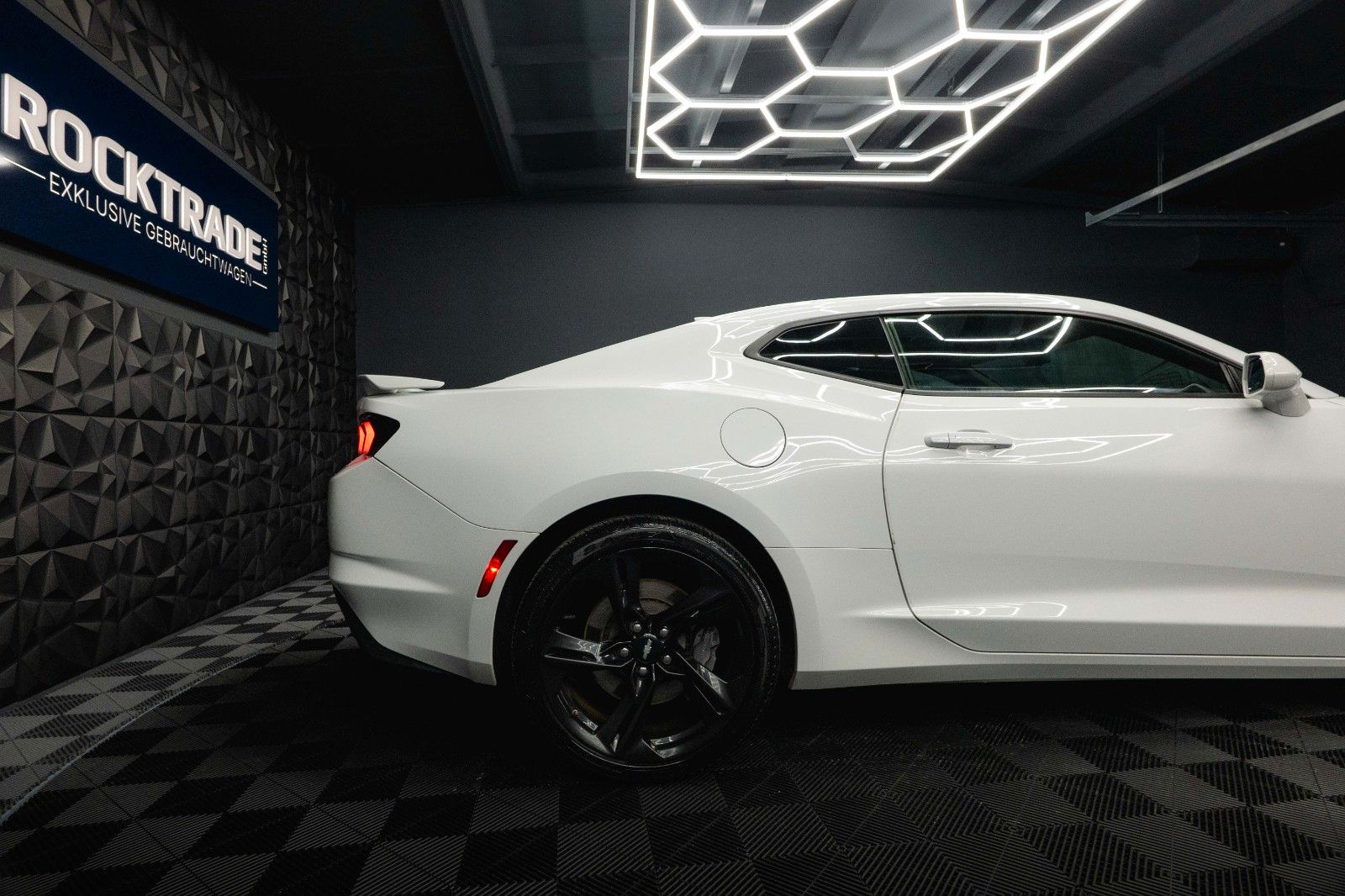 Fahrzeugabbildung Chevrolet Camaro 6.2 SS Coupe RS Performance *CarPlay*LED*