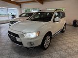 Mitsubishi Outlander 35 Jahre 4WD/BI Xenon/Sitzheizung/Navi - gebrauchte Mitsubishi Outlander aus dem Jahr 2012