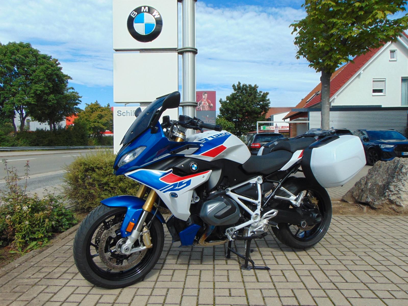BMW R 1250 RS 4 Pak 2 Koffer nur 4666 km Garantie